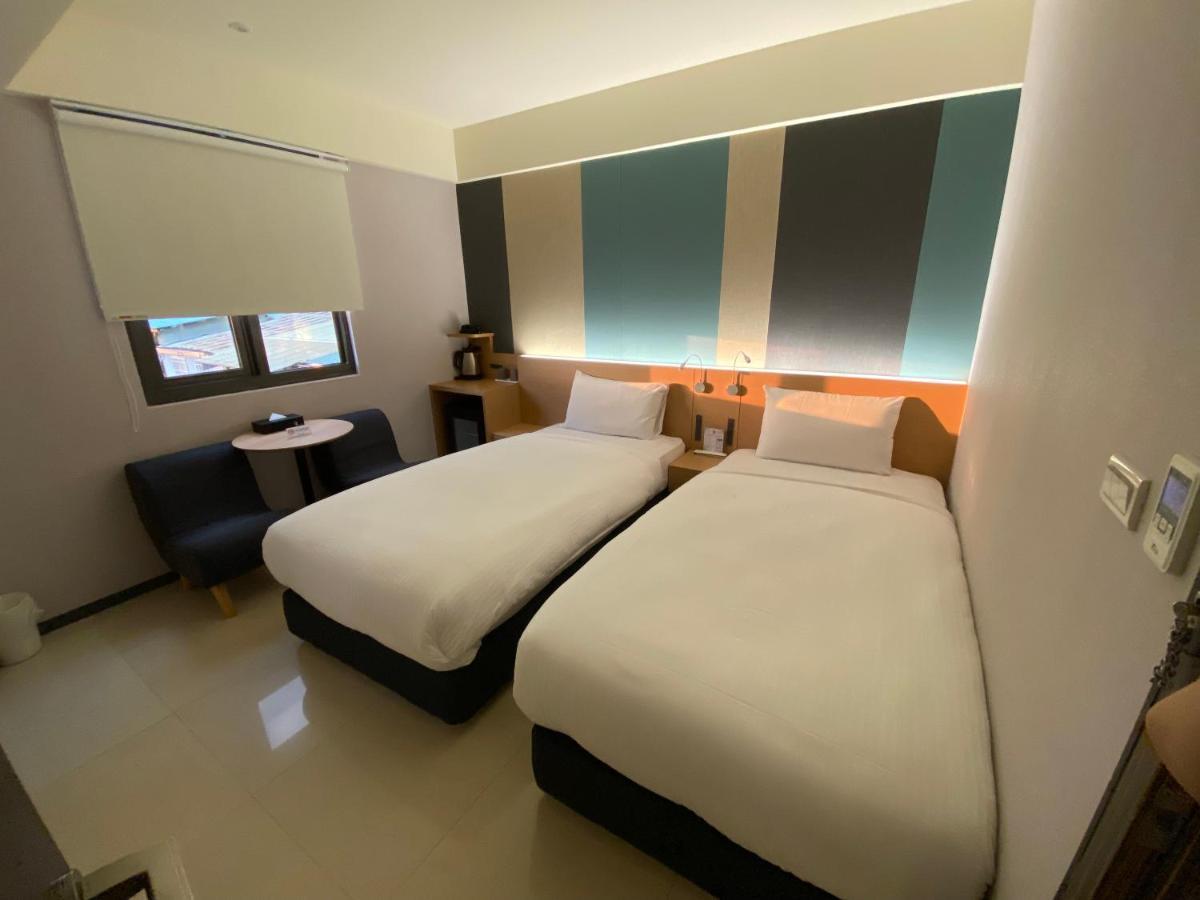Fu Kuang Hotel Pingtung Exterior photo