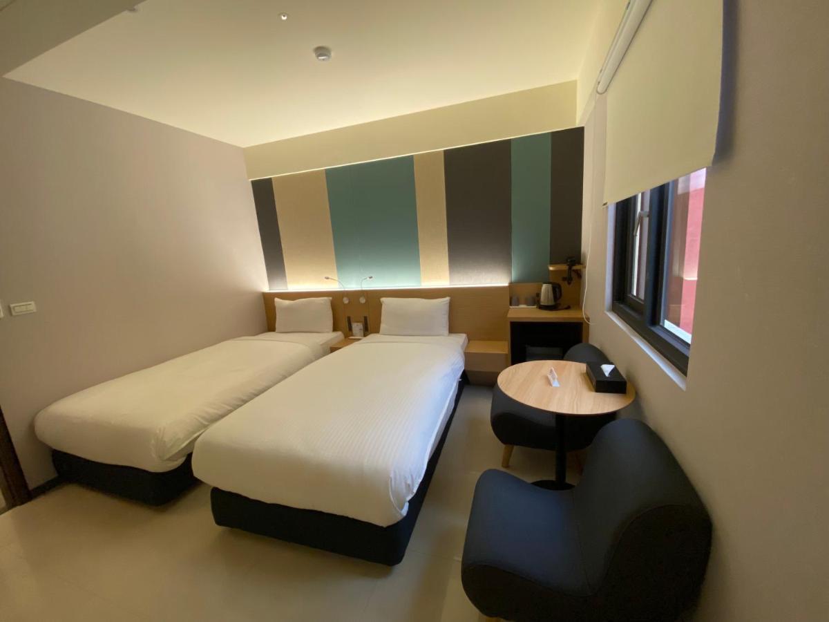 Fu Kuang Hotel Pingtung Exterior photo