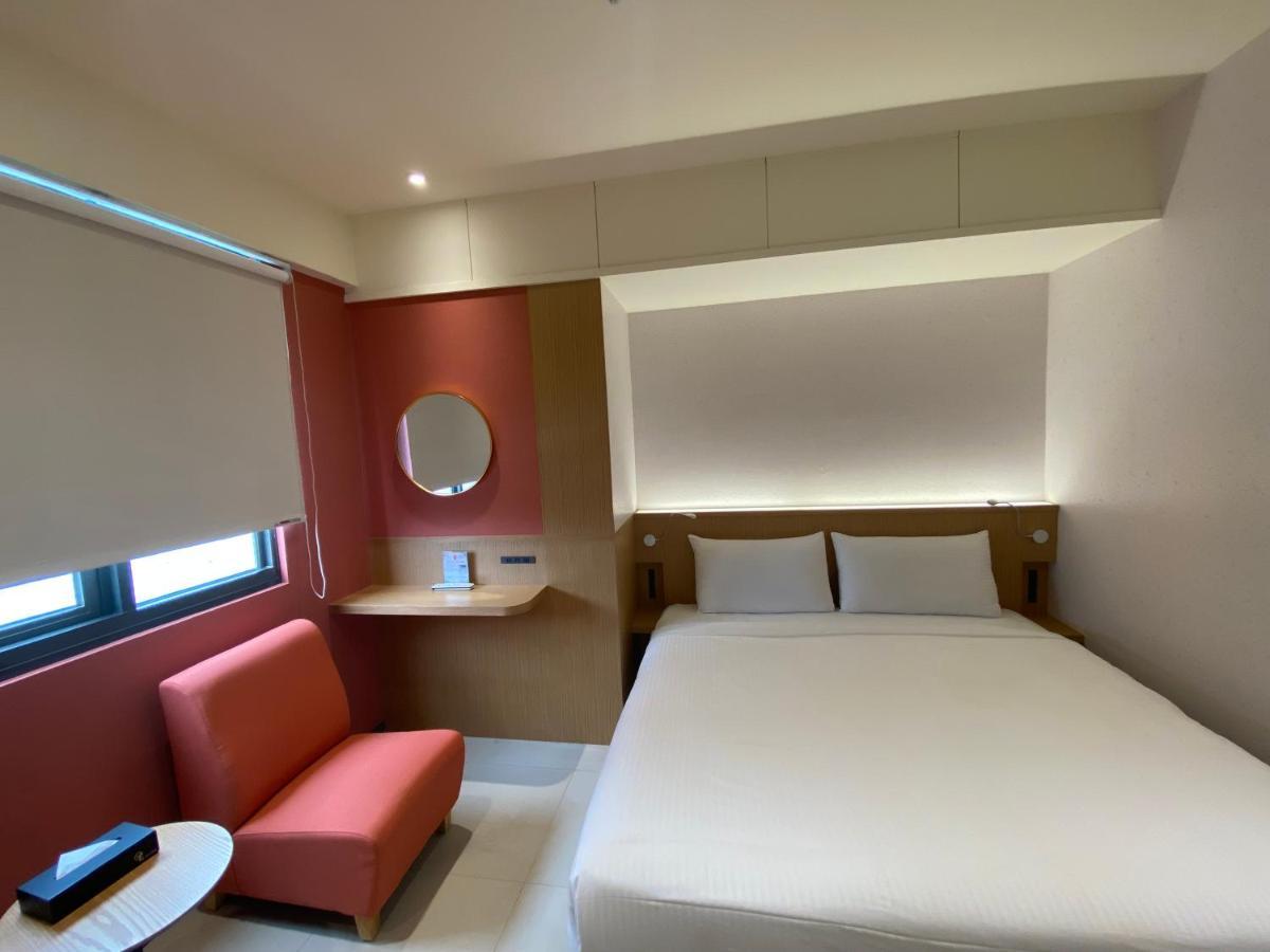 Fu Kuang Hotel Pingtung Exterior photo